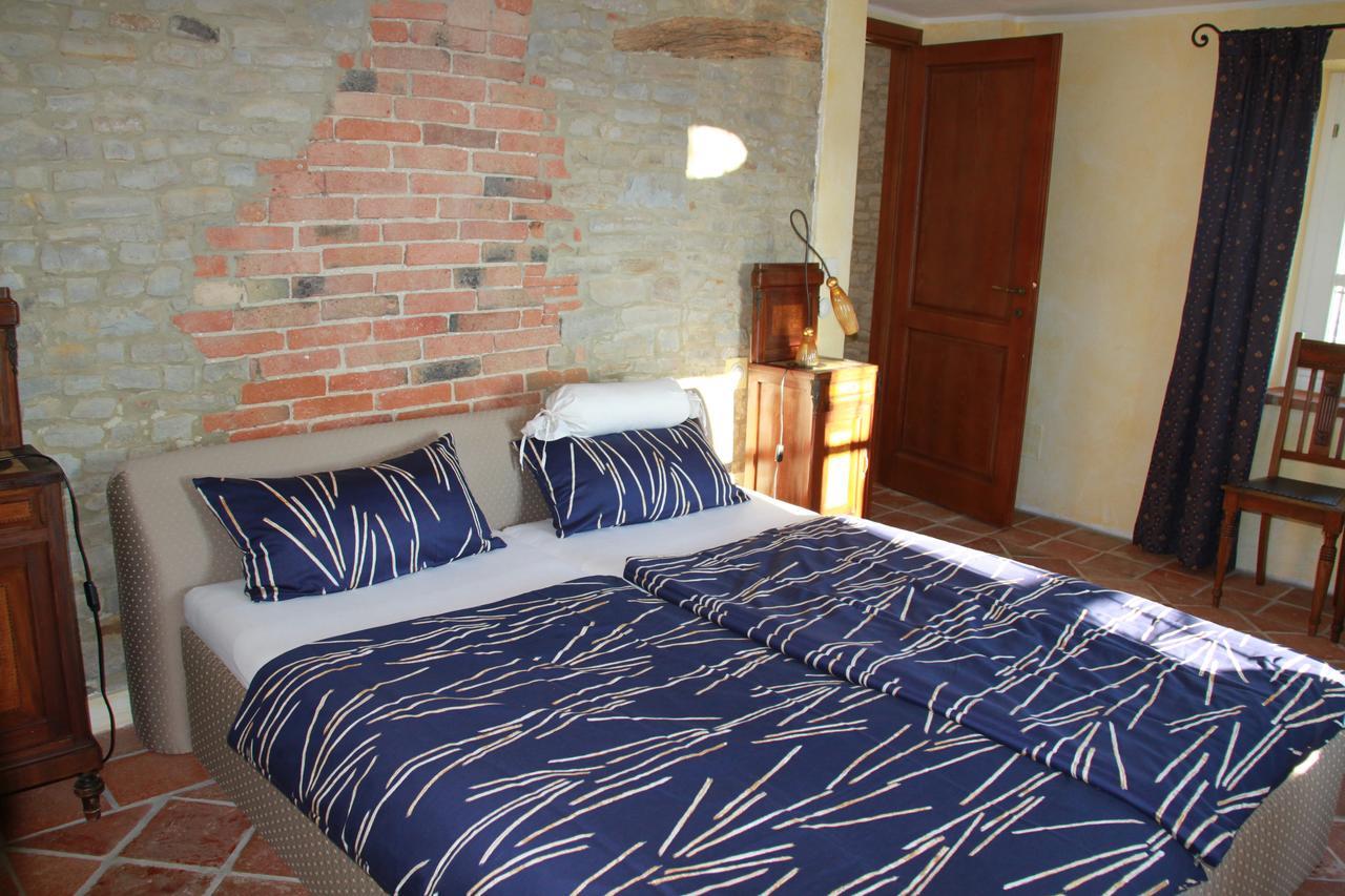Cascina Marotta Bed & Breakfast Albaretto della Torre Exterior photo